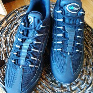 24 HOUR SALE!!! Nike Air Max 95